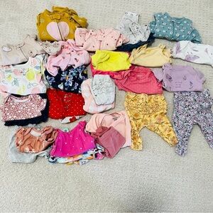 30 items Newborn & 3 mo Baby clothes